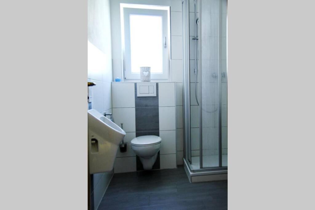 Schoene Helle Ferienwohnung In Waldnaehe Берхинг Екстериор снимка